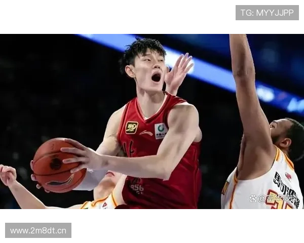 北京男篮曾凡博雷蒙伤情严峻 恢复无期